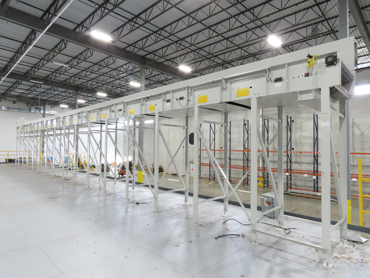 46"x 71' MatTop Roller Belt Conveyor 15Hp 3PH End Drive 10'H Variable Speed VFD