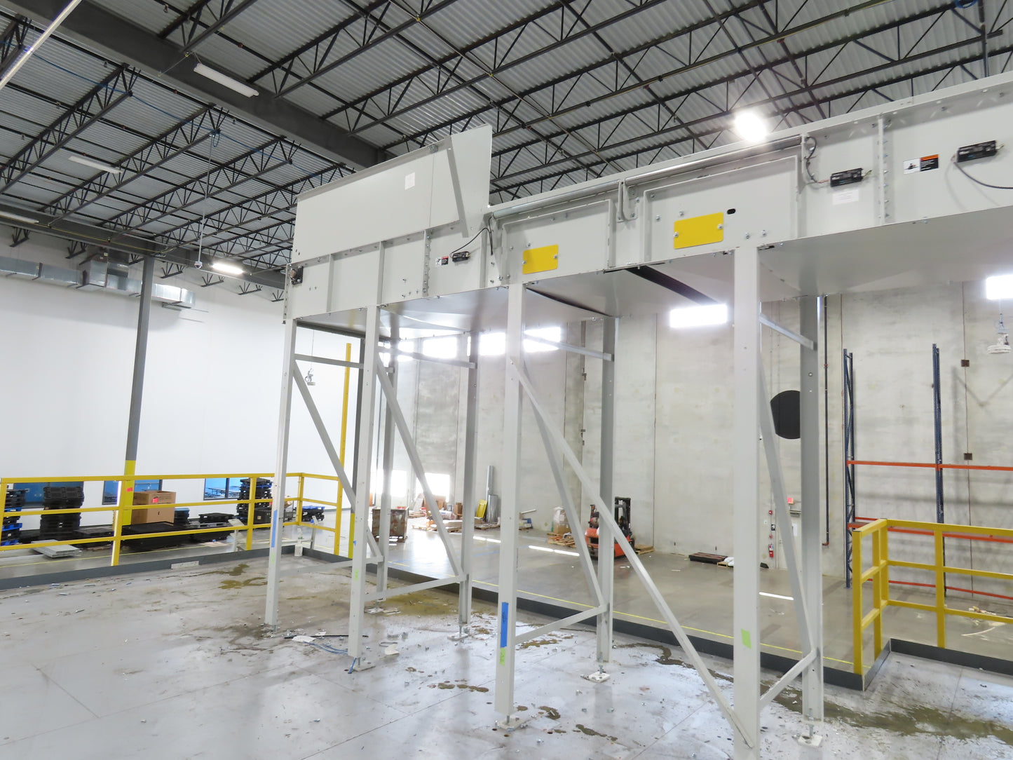 46"x 71' MatTop Roller Belt Conveyor 15Hp 3PH End Drive 10'H Variable Speed VFD