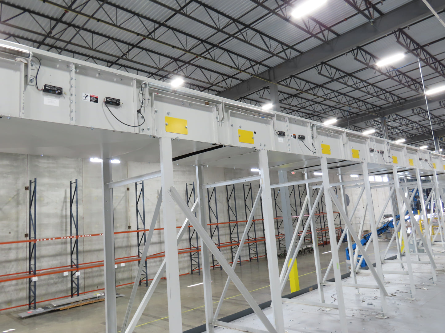 46"x 71' MatTop Roller Belt Conveyor 15Hp 3PH End Drive 10'H Variable Speed VFD