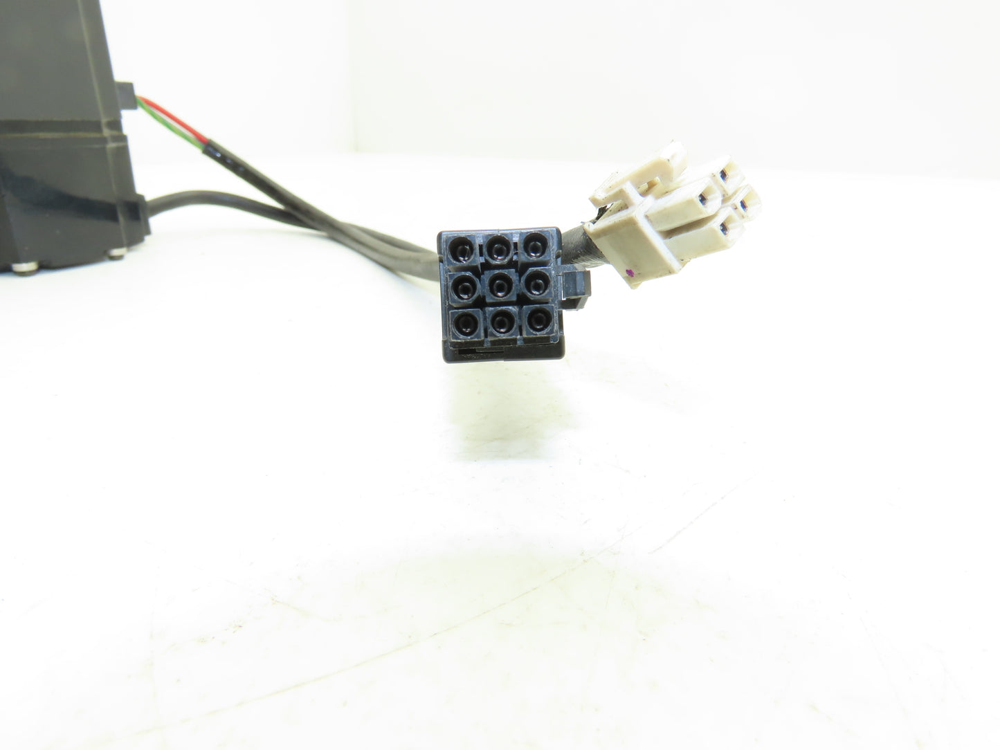 Mitsubishi HC-KFS43K Servo Motor 129VAC 400w 3ph 3000rpm