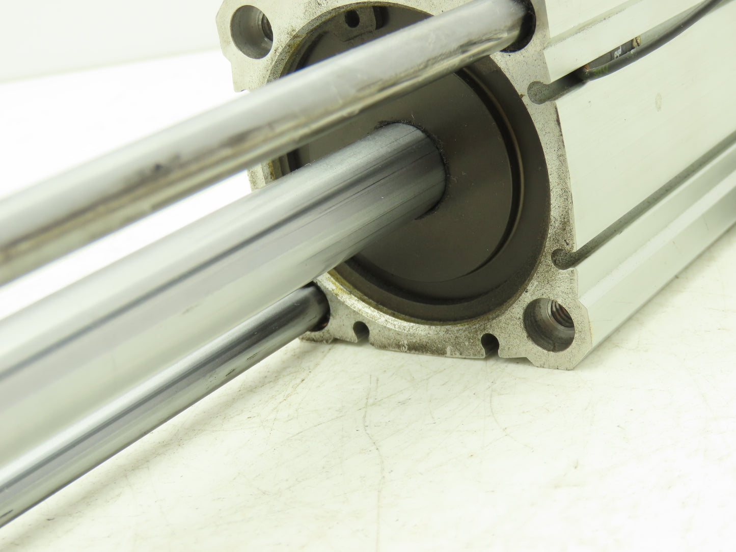 PHD CTD2U 63x6-BB-M Pneumatic Guided Air Cylinder 6" Stroke Non-Rotating Rod