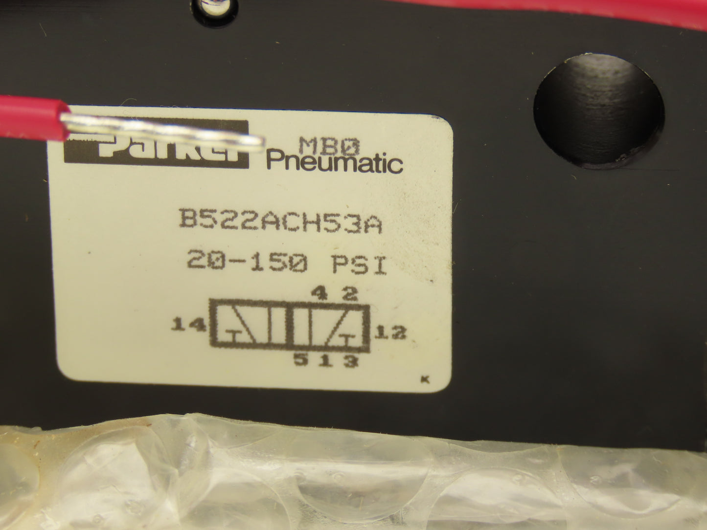 Parker B522ACH53A Pneumatic Double Solenoid Valve 120V 150psi 3/8"npt 4/2