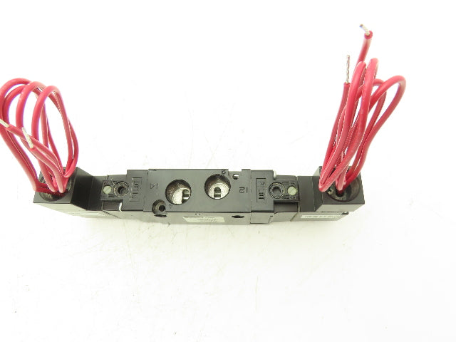 Parker B522ACH53A Pneumatic Double Solenoid Valve 120V 150psi 3/8"npt 4/2