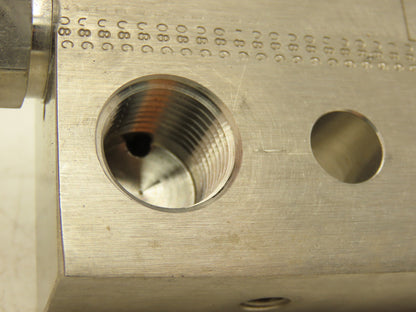 Parker DS5DBB9 Hydraulic Stainless Valve Manifold 5-Port 1/4" 1/2"NPT