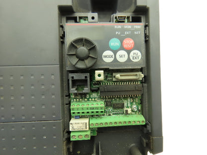 Mitsubishi FR-E740-095-NA E700 Inverter Drive 380/480VAC 15.1A Input 3PH 5Hp