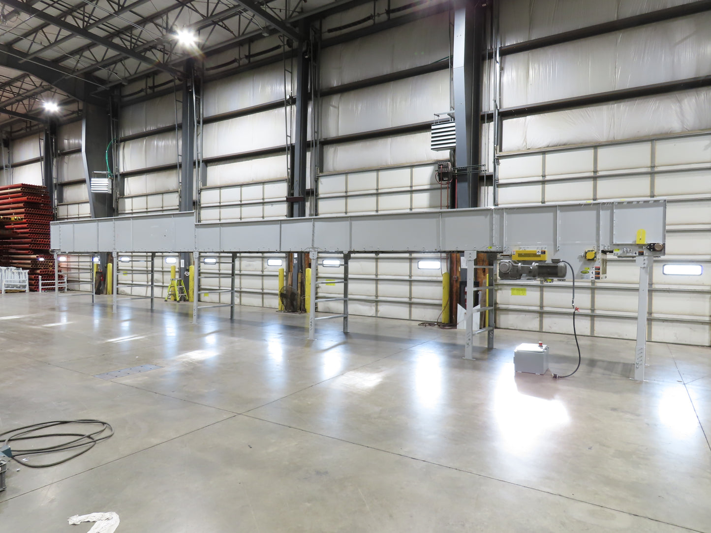 Hytrol BPC 49"x 56' Slider Bed Conveyor 47" Belt 7.5Hp 3PH Center Drive 170fpm