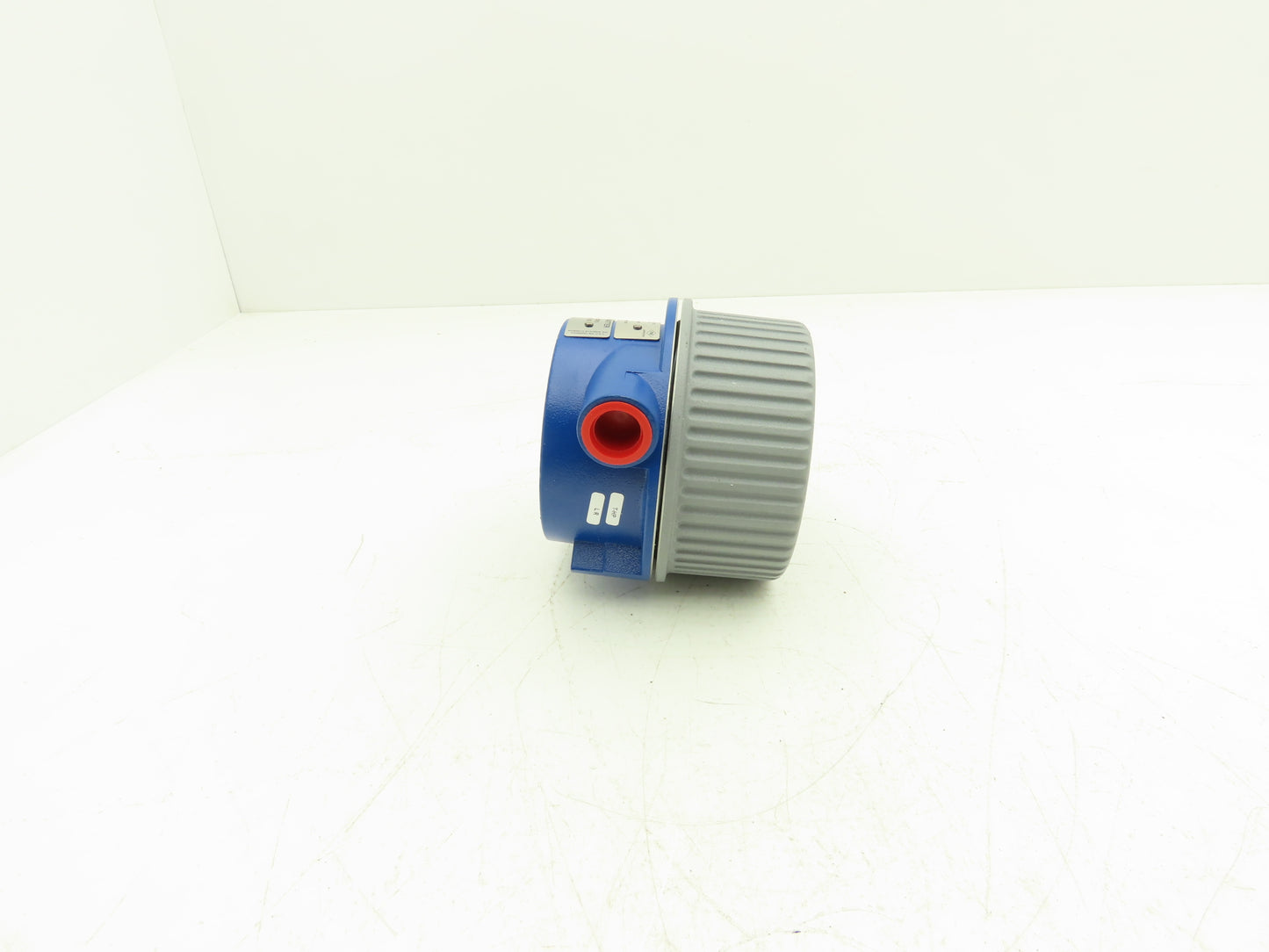 Foxboro RTT25 Temperature Transmitter 9-32VDC 0-500°F Haz Loc RTT25-F1SNQFD-L3M2