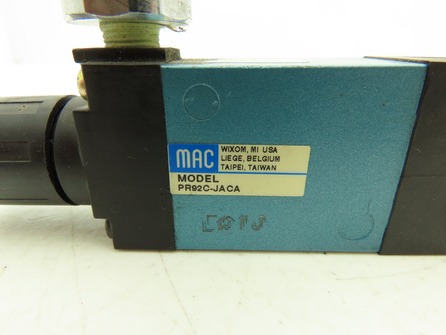 Mac PR92C-JACA Pressure Regulator 0-120psi with Gauge, No Mounting Hardware