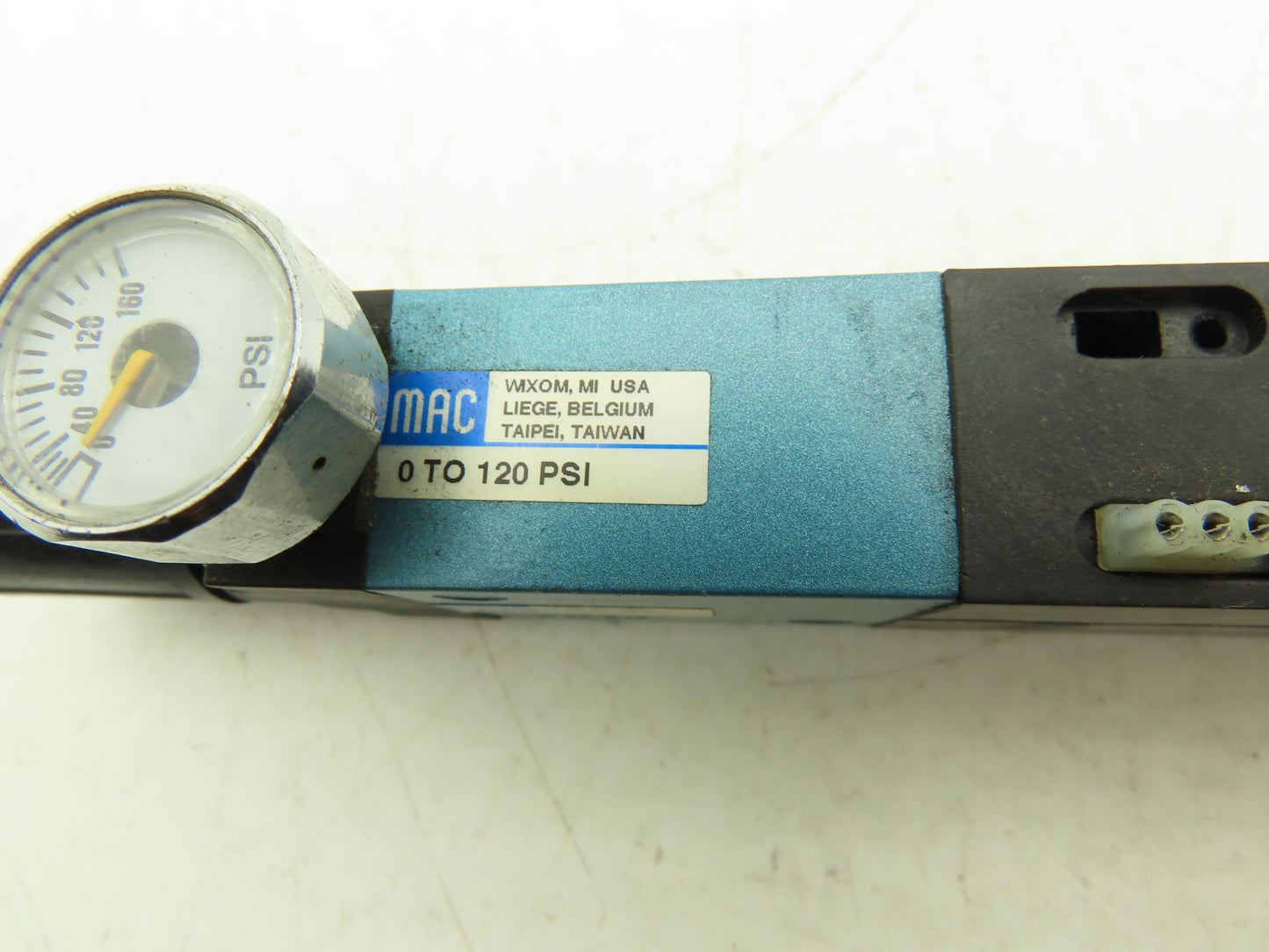 Mac PR92C-JACA Pressure Regulator 0-120psi with Gauge, No Mounting Hardware