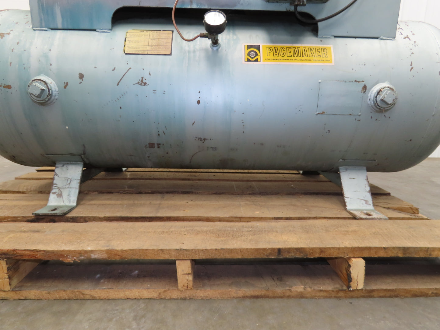 Champion R-70A Piston Air Compressor Pump 100CFM 25Hp 230/460V 120G Tank