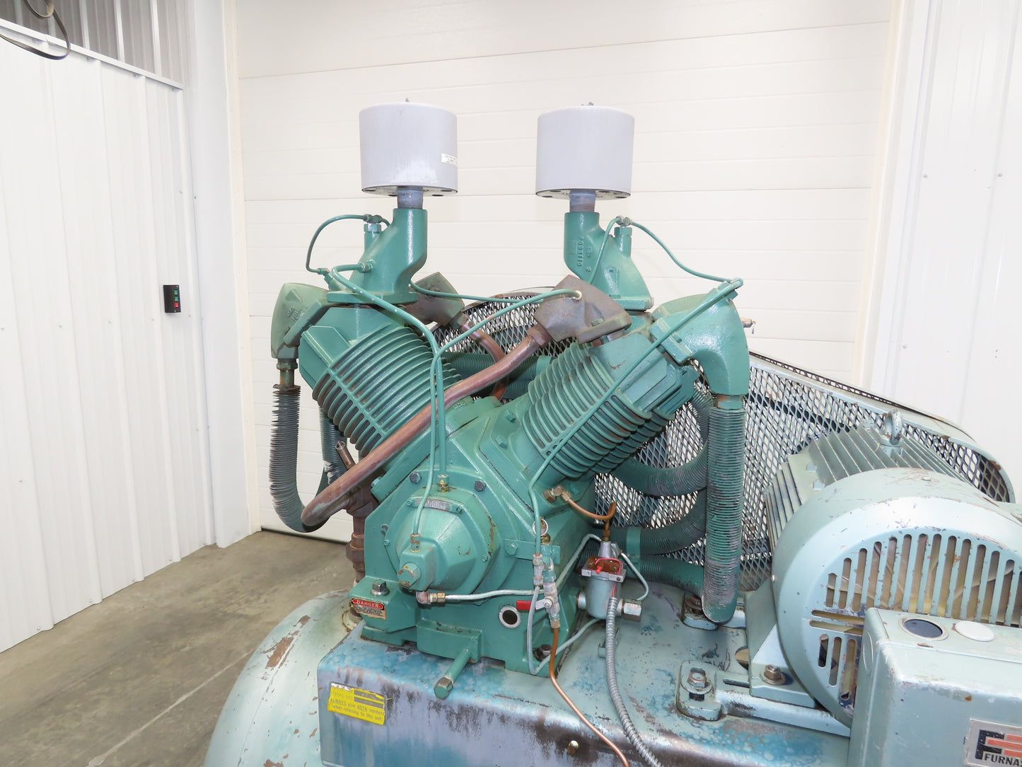 Champion R-70A Piston Air Compressor Pump 100CFM 25Hp 230/460V 120G Tank