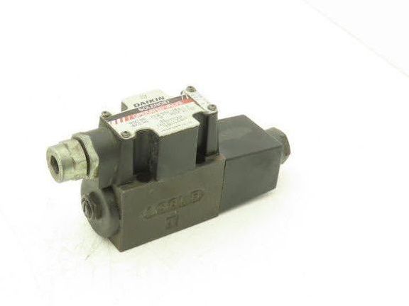 Daikin JSW-G02-2BA-11-AC100 Hydraulic Directional Solenoid Valve 110V