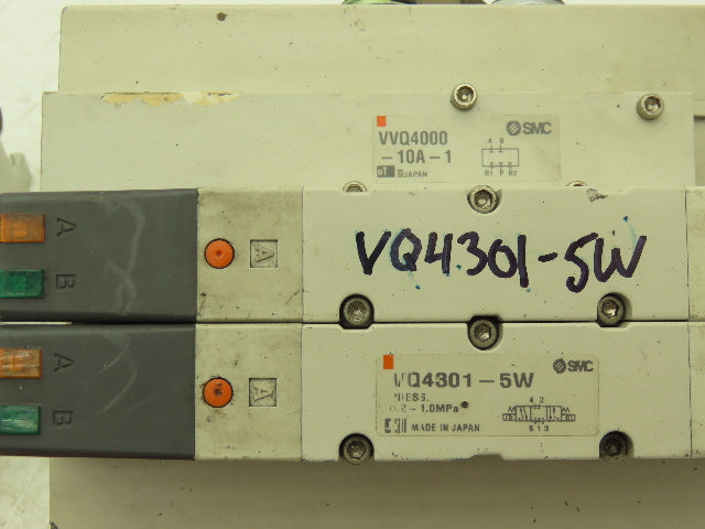 SMC VQ4301-5W Pneumatic Solenoid Valve 3-Station Manifold 24VDC  Lot of 2