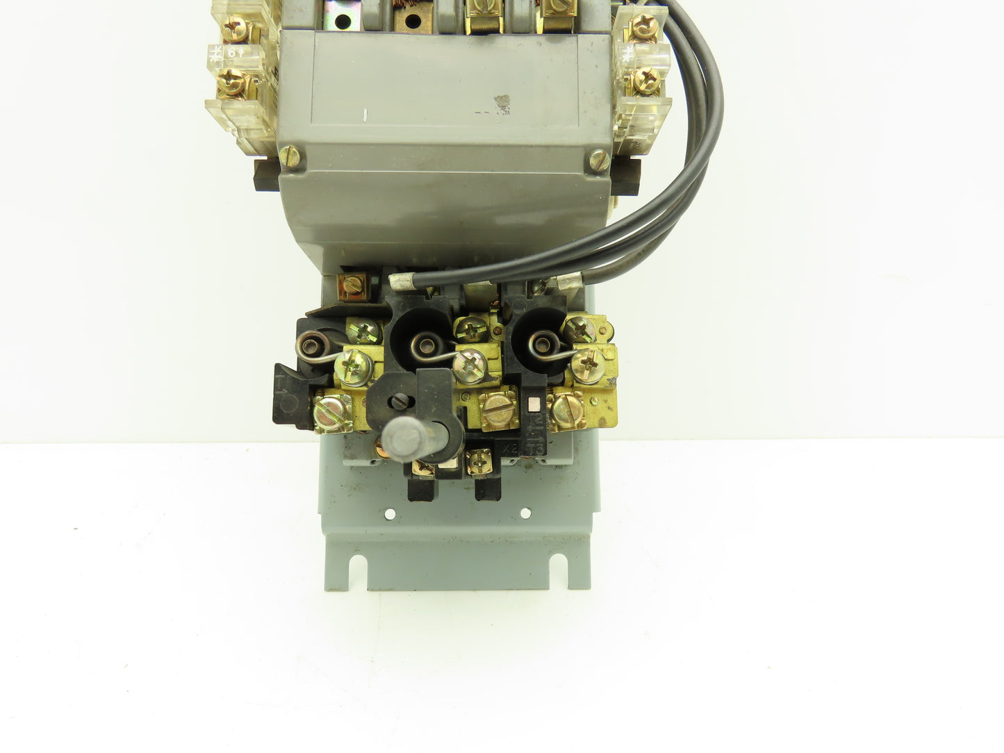 Furnas 22DP32A*E6 Reversing Motor Starter 10Hp Size 1 Max 27A 600 VAC Overload