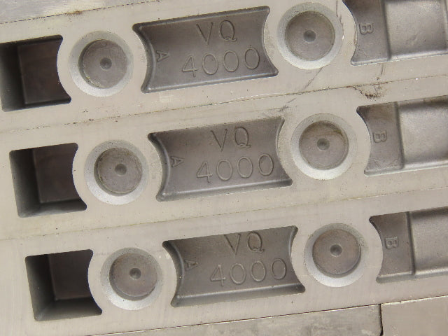 SMC VQ4101/4301-5W Pneumatic Solenoid Valve 3-Station Manifold 24VDC D-Sub