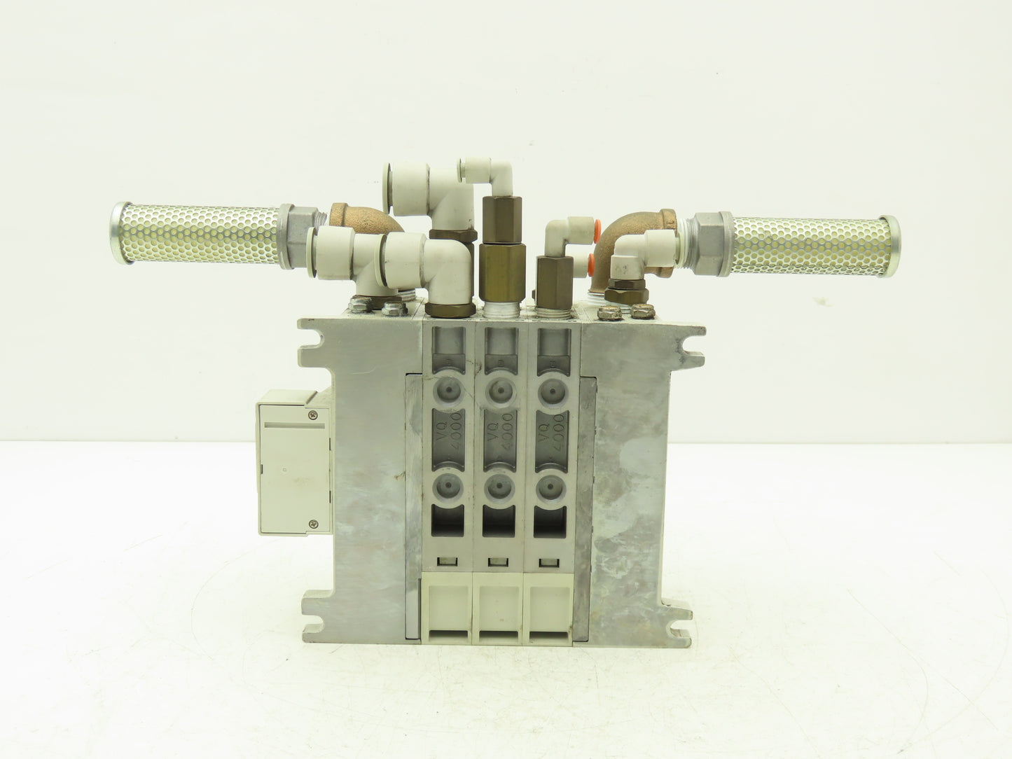 SMC VQ4101/4301-5W Pneumatic Solenoid Valve 3-Station Manifold 24VDC D-Sub