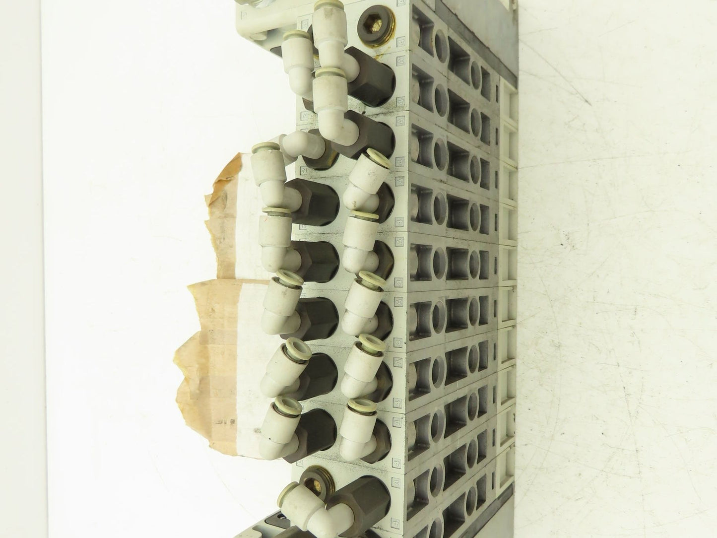 SMC VV5Q41-10 Pneumatic 10-Station Plug-In Solenoid Valve Manifold D-Sub VQ4000