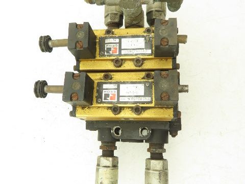 Ross W6076B3437 5/2 Pneumatic Solenoid Valve 2-Station Manifold 3/8"npt *No Coil