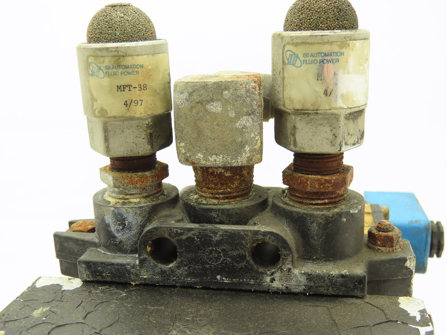 Ross W6077B3431/W6076B3437 Pneumatic Solenoid Valve 3-Station Manifold 24VDC