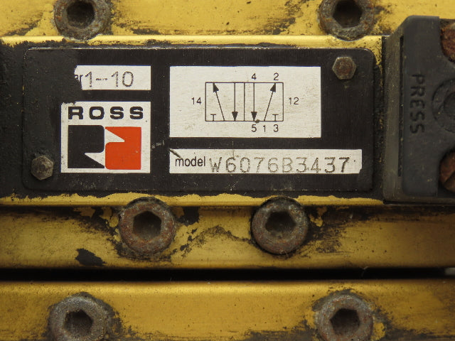 Ross W6077B3431/W6076B3437 Pneumatic Solenoid Valve 3-Station Manifold 24VDC