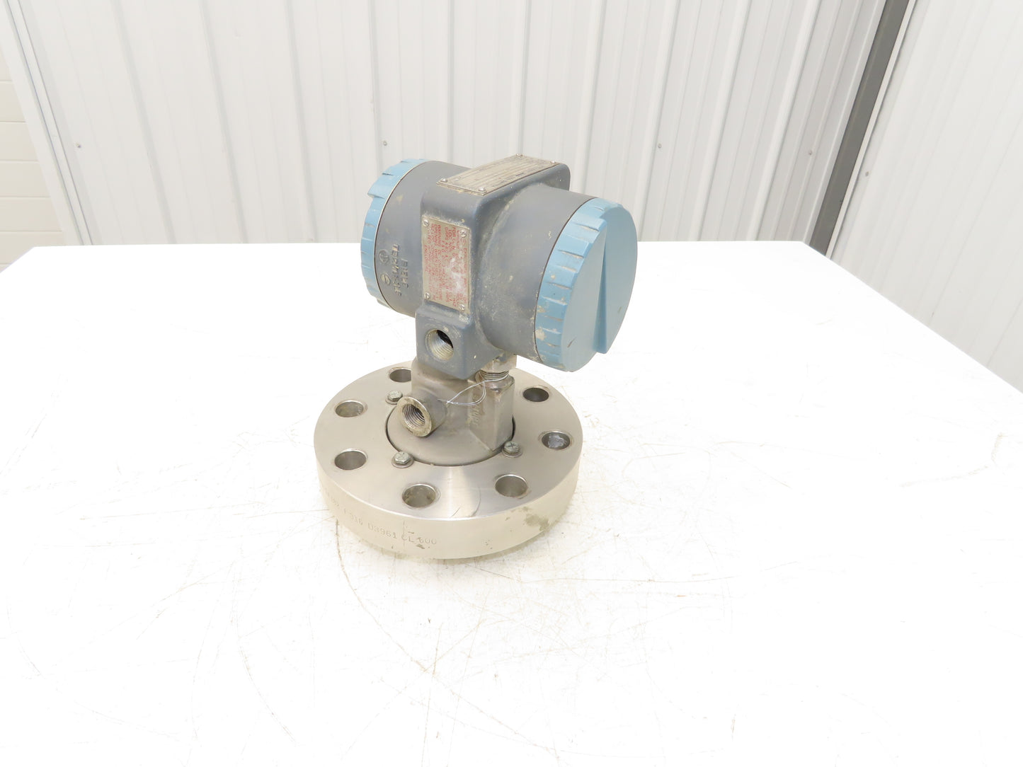 Foxboro 827DF-DS1NMSA1 Electronic Pressure Transmitter 12.5-42VDC 0-72" H2O