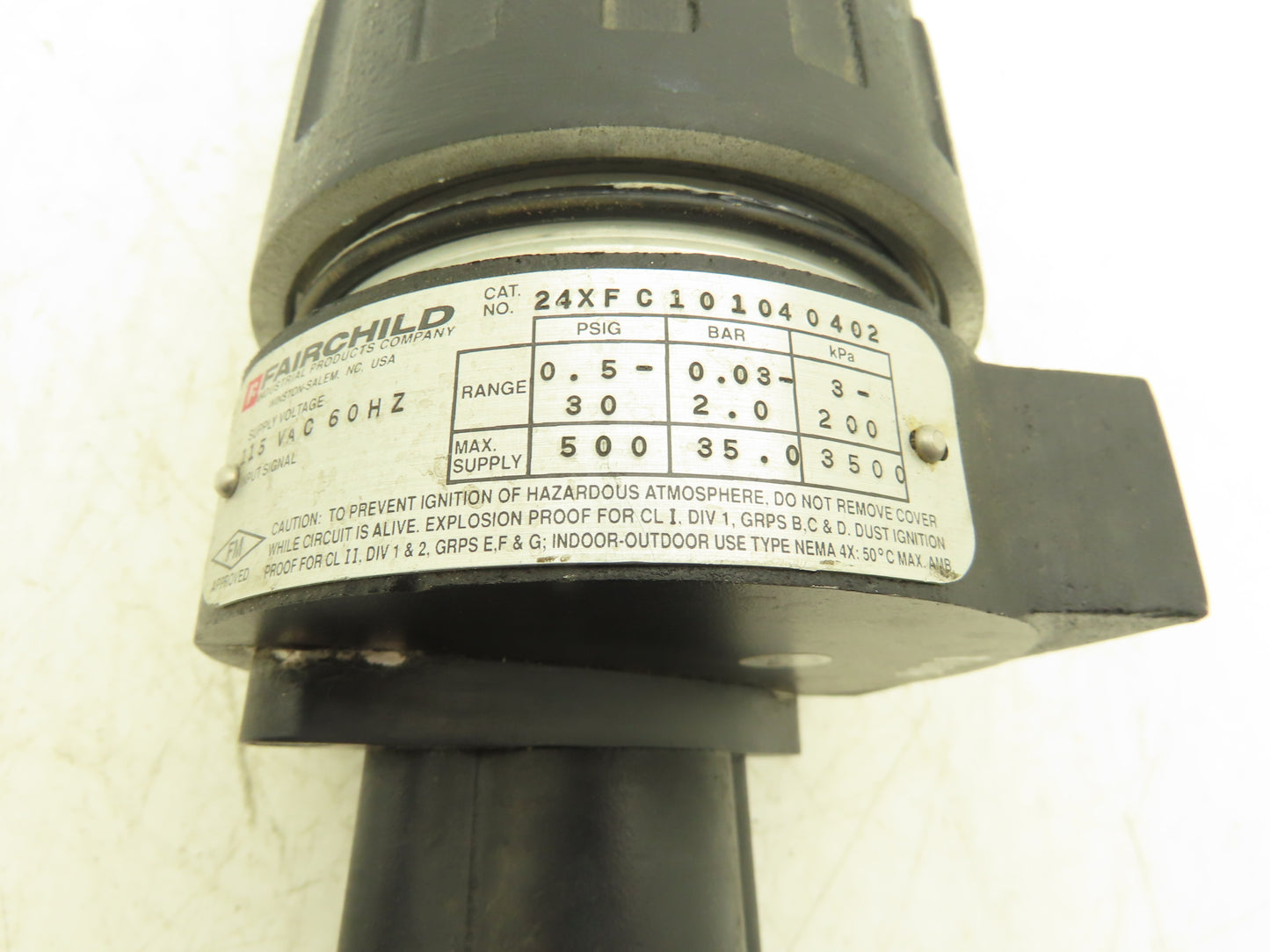 Fairchild 24XFC101040402 Motorized Pneumatic Regulator 1/8"NPT .5-30PSI Haz Loc