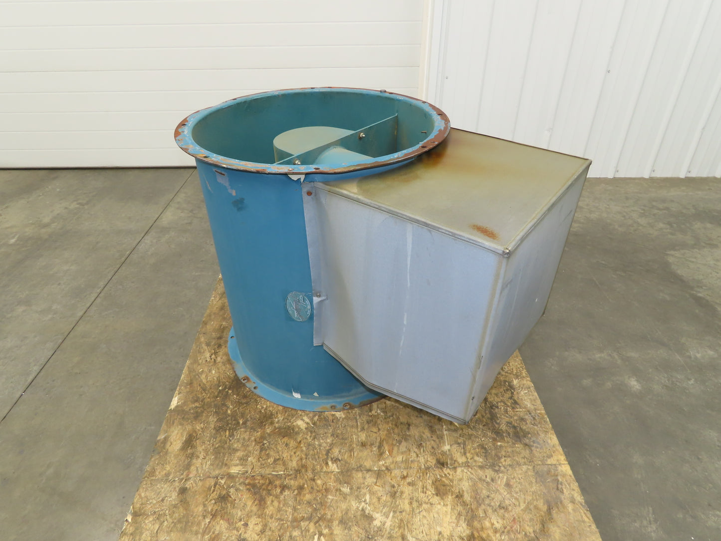 Hartzell 31B-24-900 Tubeaxial Fan 24" Belt Drive 3/4 Hp Motor 208-230/460V