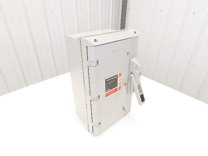 Eaton Cutler Hammer DH361FCK Fusible Disconnect Switch Non-Metallic 30A 600V 3P