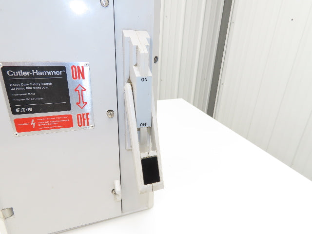 Eaton Cutler Hammer DH361FCK Fusible Disconnect Switch Non-Metallic 30A 600V 3P