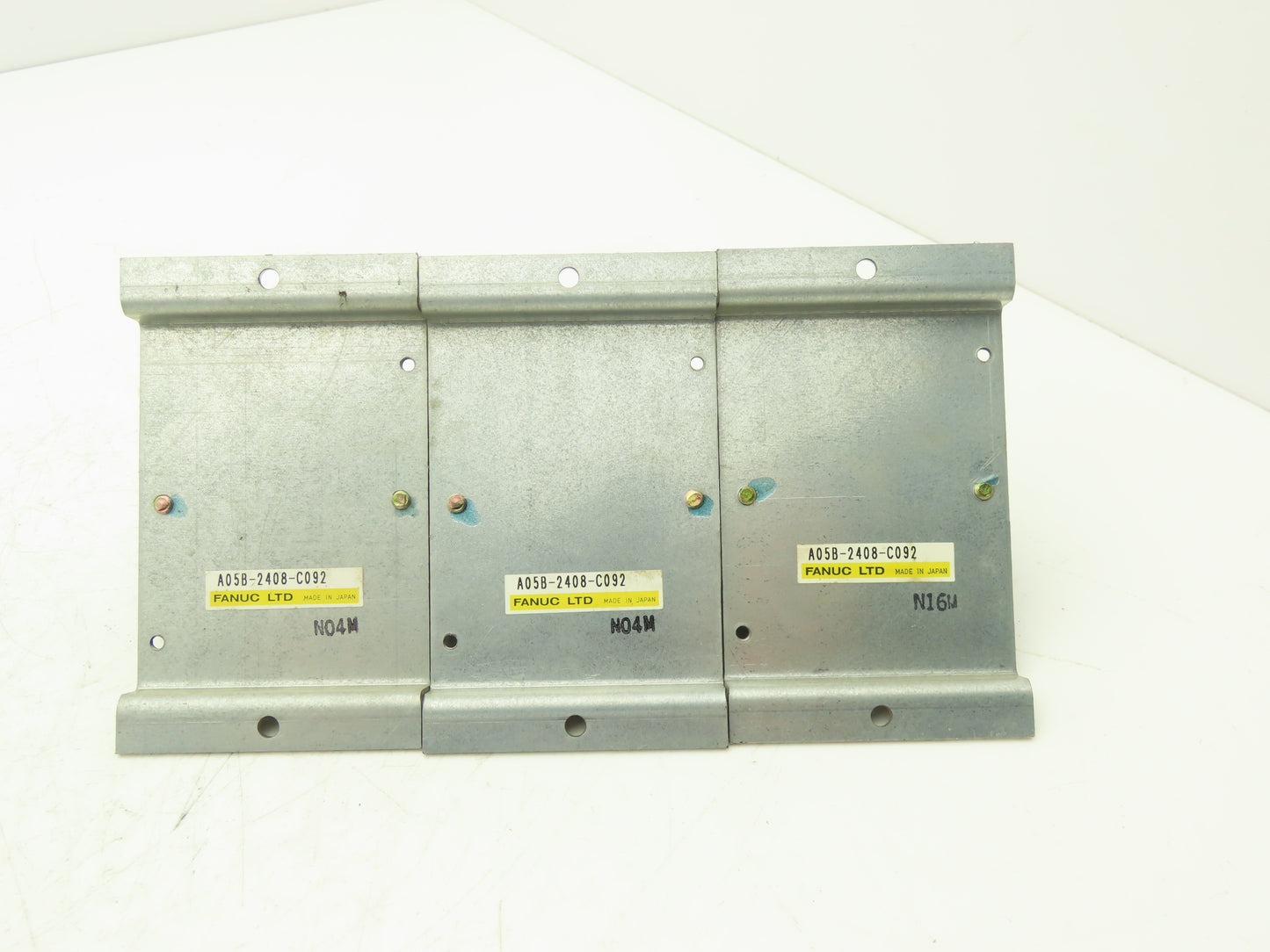 Fanuc Fuji A05B-2408-C092 Circuit Breaker Terminal Block 3-Pole AYBS043 Lot of 3