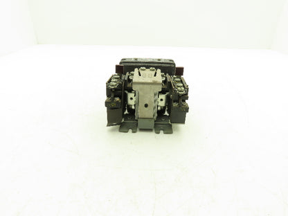 General Electric CR7006C101Q AC Motor Starter 7.5Hp 600VAC 110V Coil 3Ph