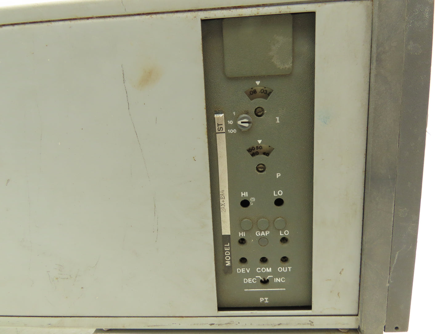 Foxboro E27AM-SA-L+EA4 Spec 200/SS Manual Gauge Controller 2AX+EA4