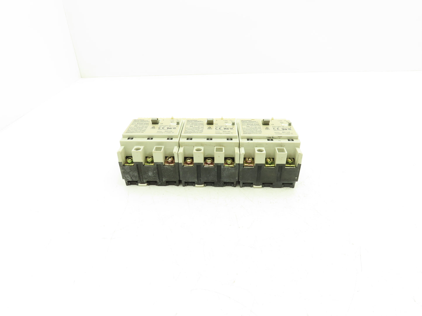 Mitsubishi Electric NV50-FHU Circuit Breaker 30A 3-Pole 60Hz 100-200VAC Lot of 3