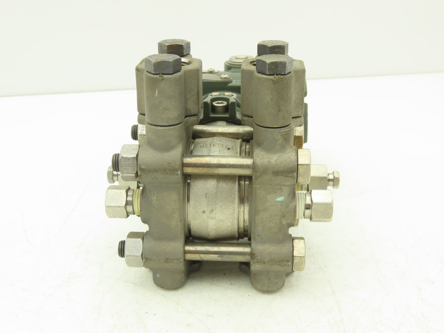 Yokogawa EJA110A-EHS4B-92NA/FF1/D1 DPharp Pressure Transmitter 2300psi 24VDC
