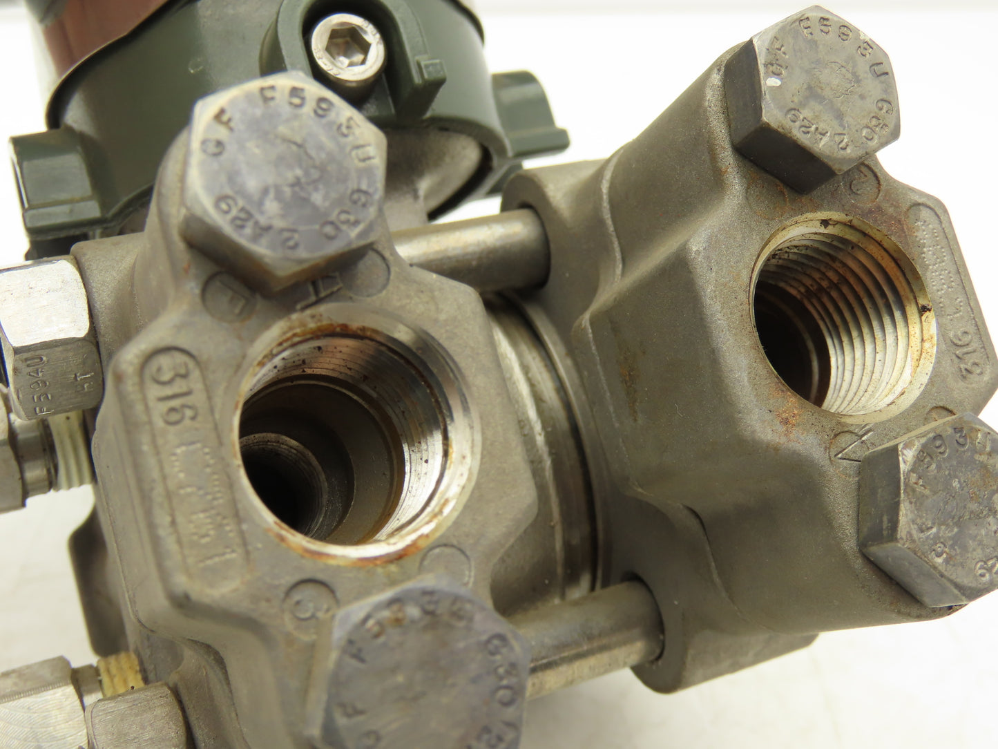 Yokogawa EJA110A-EHS4B-92NA/FF1/D1 DPharp Pressure Transmitter 2300psi 24VDC