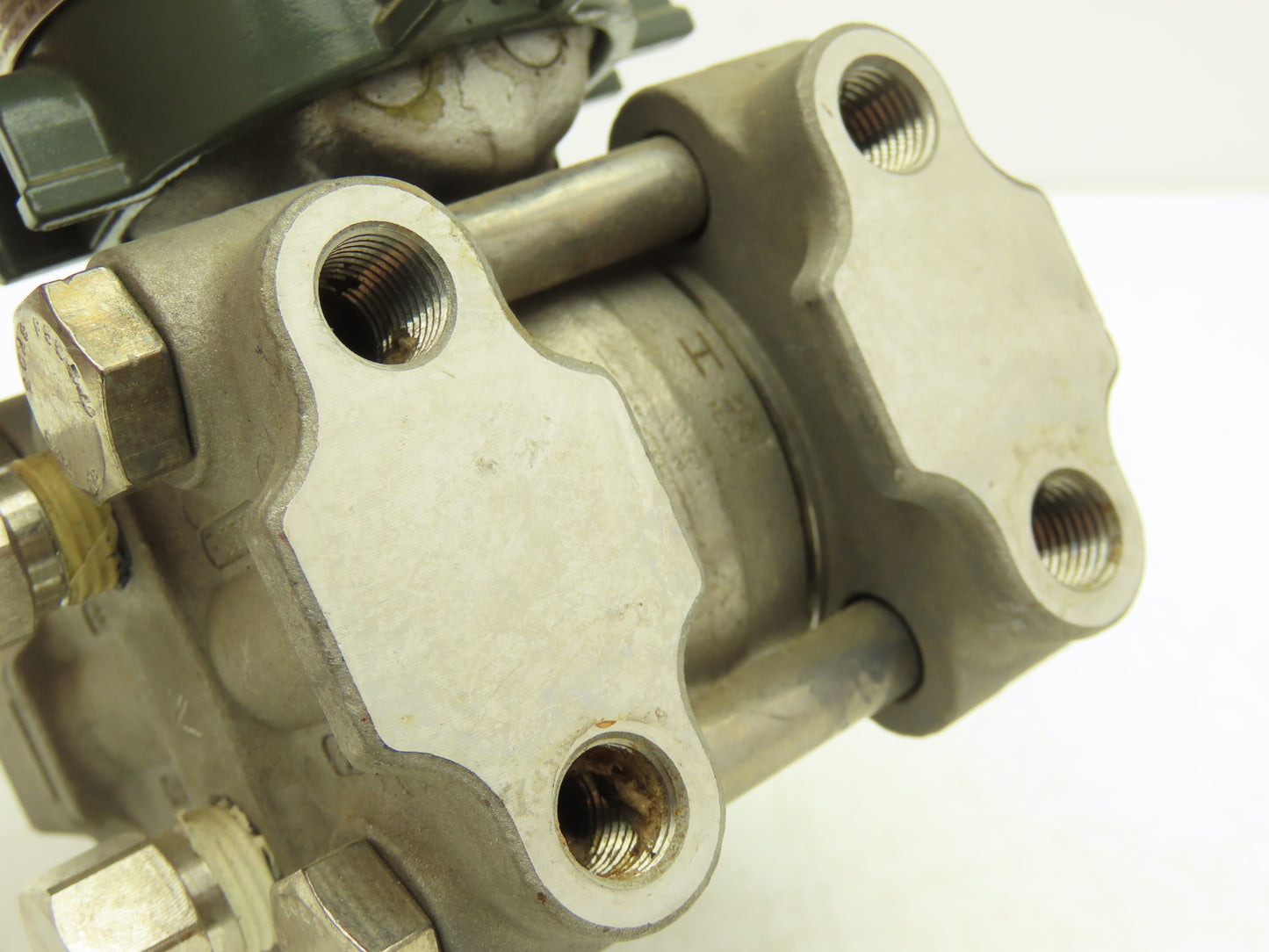 Yokogawa EJA110A-EHS4B-92NA/FF1/D1 DPharp Pressure Transmitter 2300psi 24VDC