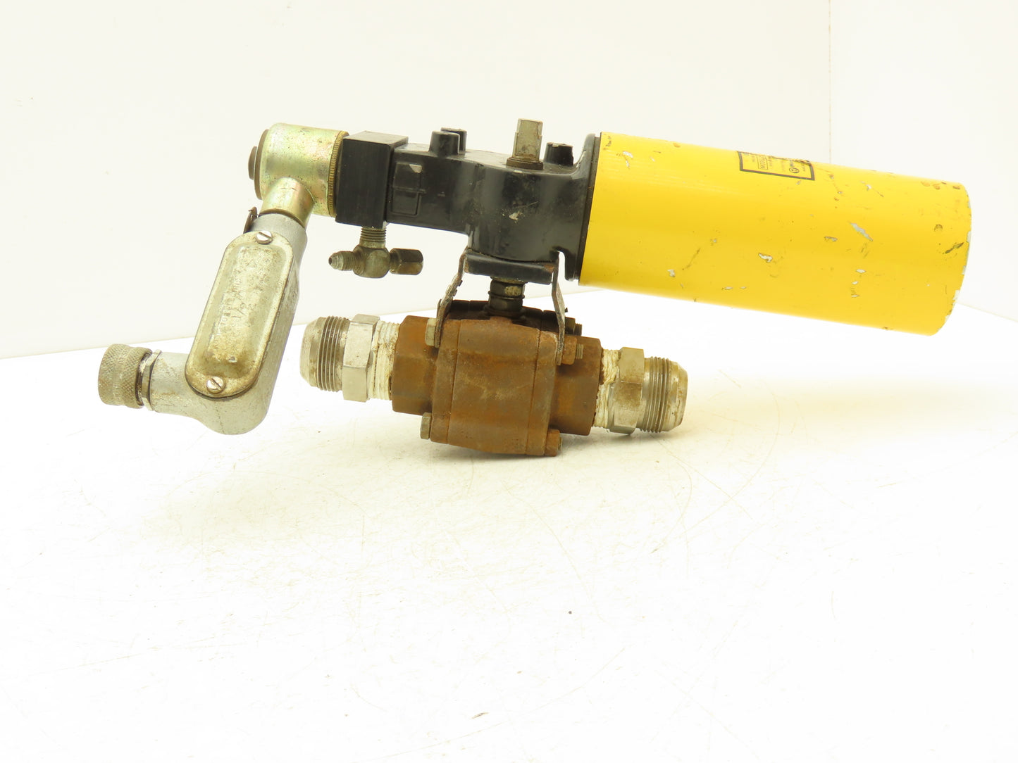 Worcester Controls B34S Pneumatic Valve Actuator Spring Return 1-1/4" Ball Valve