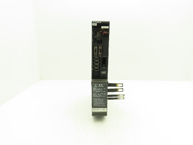 Mitsubishi MDS-D-V2-8080 Servo Amplifier Drive 230VAC In 155VAC 3PH 0-240Hz Out