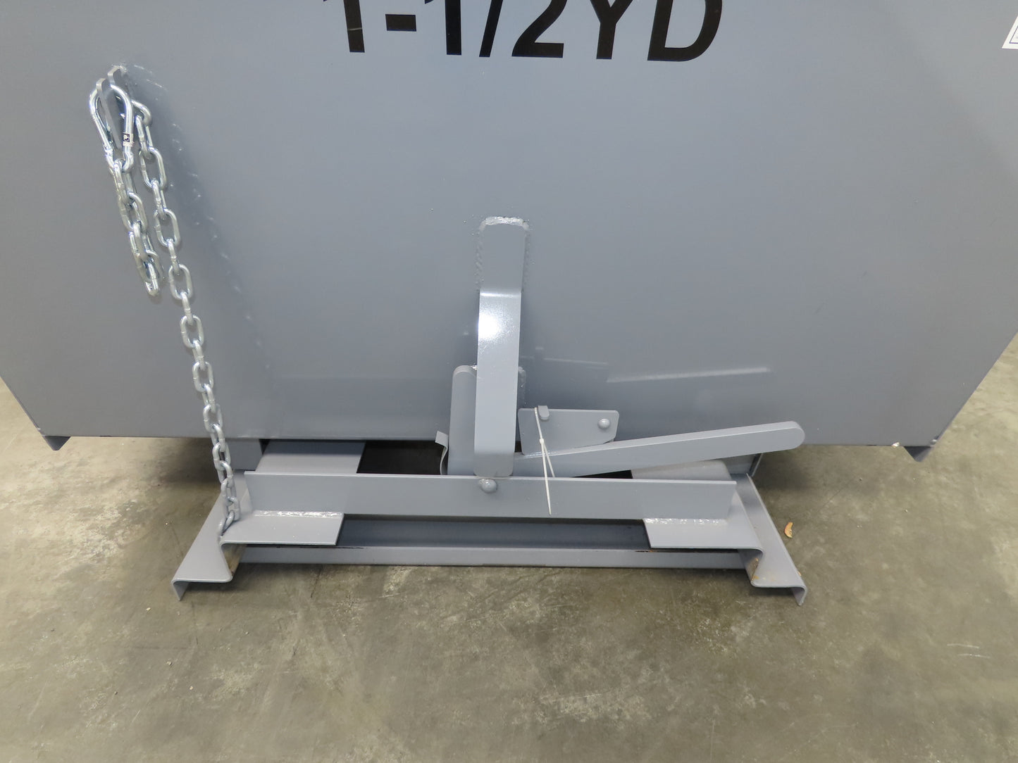 Wright 15055-GRY 1-1/2 YD Self Dumping Hopper 4000lbs Trash Recycle 10 Gauge Bin