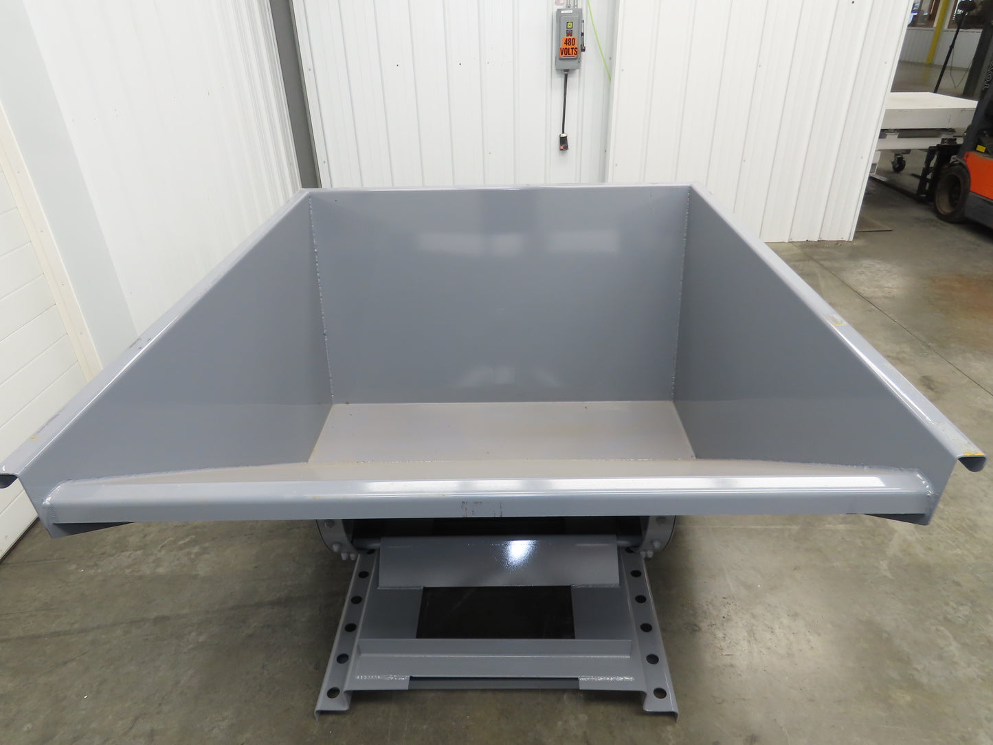 Wright 15055-GRY 1-1/2 YD Self Dumping Hopper 4000lbs Trash Recycle 10 Gauge Bin