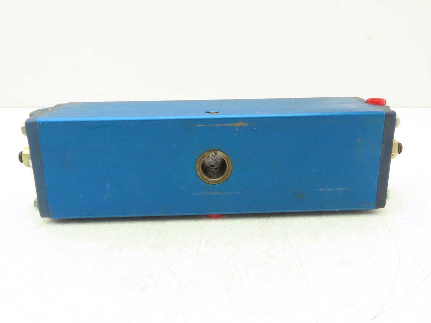 Flo-Tork P1000-184-AB-ES-MS1-RKH-N-CW Pneumatic Valve Actuator 184° 125psi