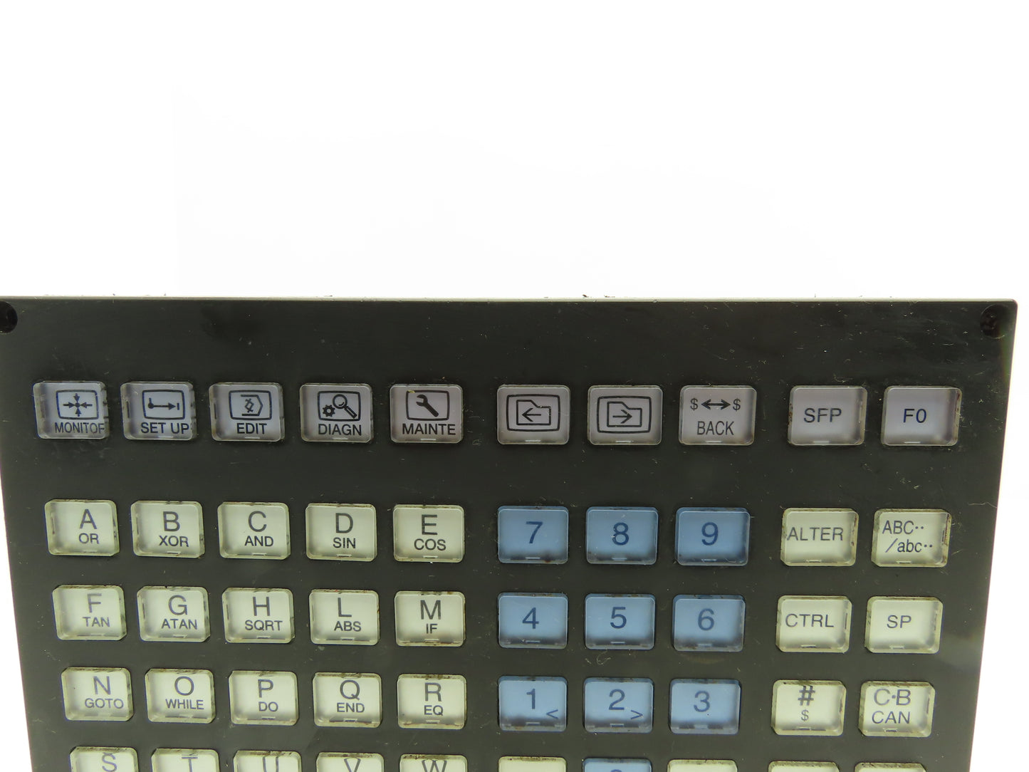 Mitsubishi Electric FCU7-KB041 Operator Station Keyboard 5VDC