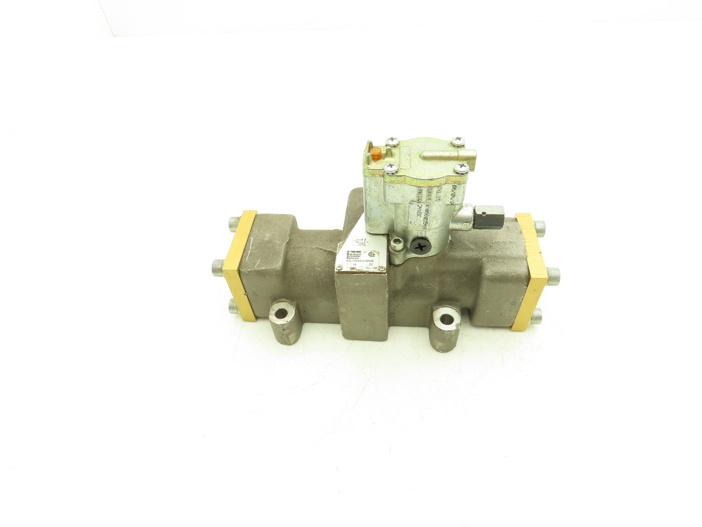 Parker A6C1VXXAG04900A Pneumatic Directional Solenoid Valve 4/2-Pos 24V