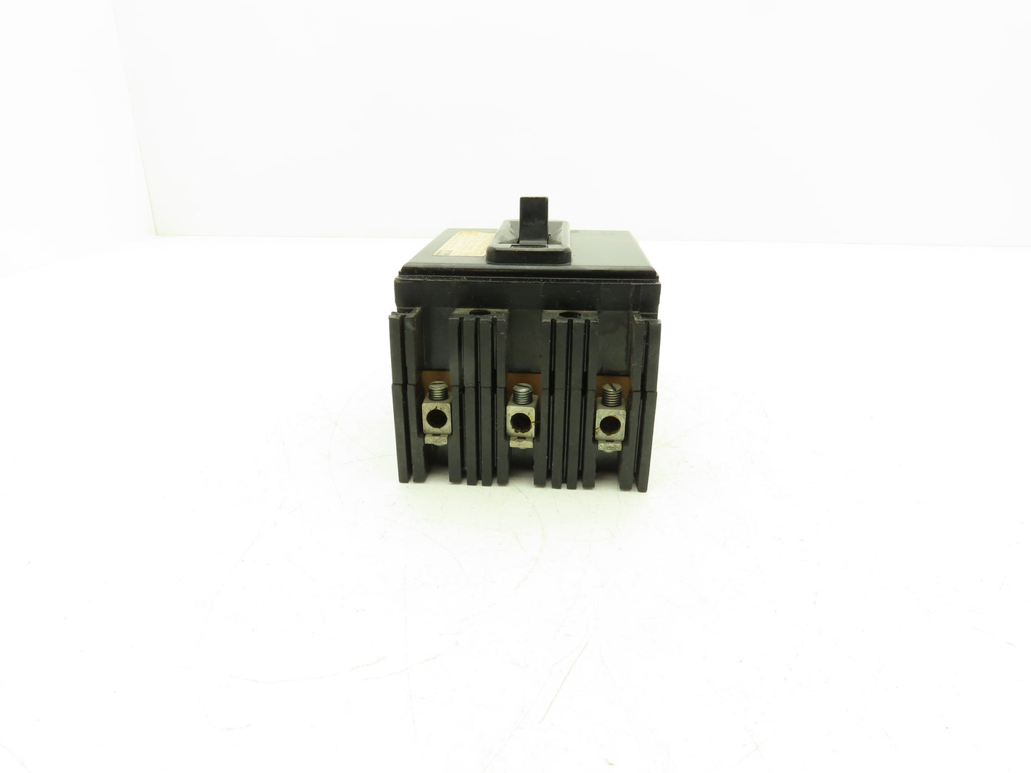 Federal Pacific Electric LG-369 3-Pole Circuit Breaker 240VAC Type NE