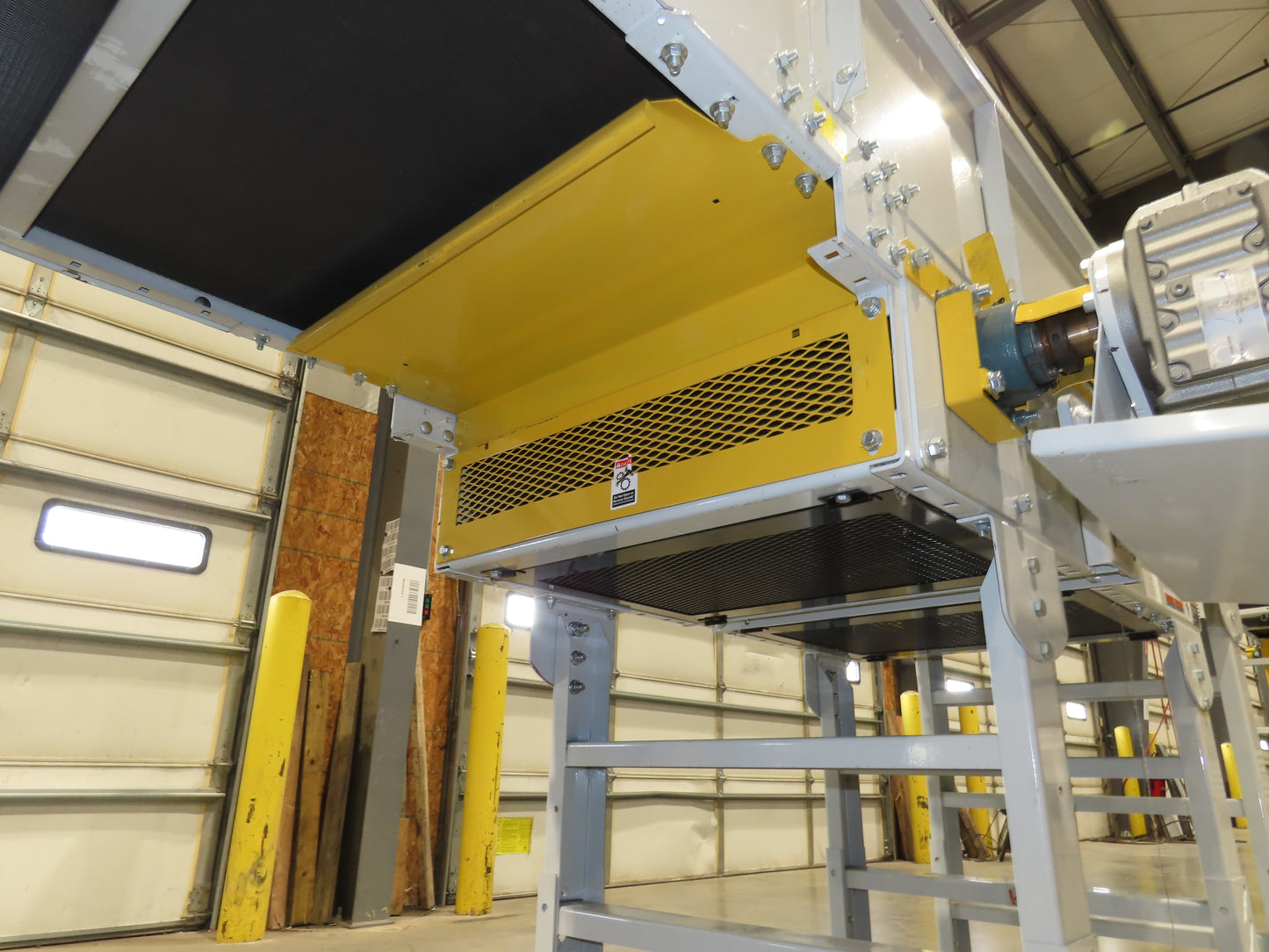 Hytrol HSS 31"x 16' Slider Bed Conveyor 30" Belt 2Hp 3PH Center Drive 114fpm