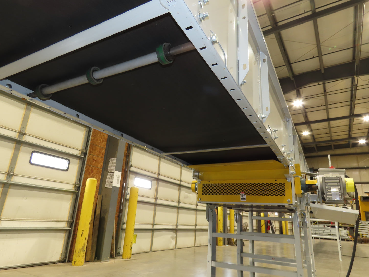 Hytrol HSS 31"x 16' Slider Bed Conveyor 30" Belt 2Hp 3PH Center Drive 114fpm