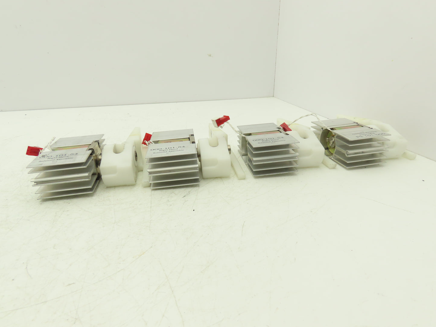 Mantissa Conveyor Tiploc Tilt Tray Tipper RH Actuator Arm 000-101-54  Lot of 4