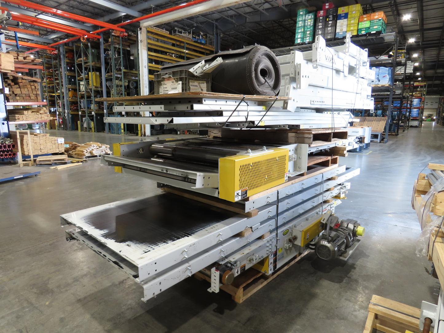 Hytrol HSSHD 43"x 47' 6" Incline Belt Conveyor 5Hp 3PH Center Drive 180fpm 102"H