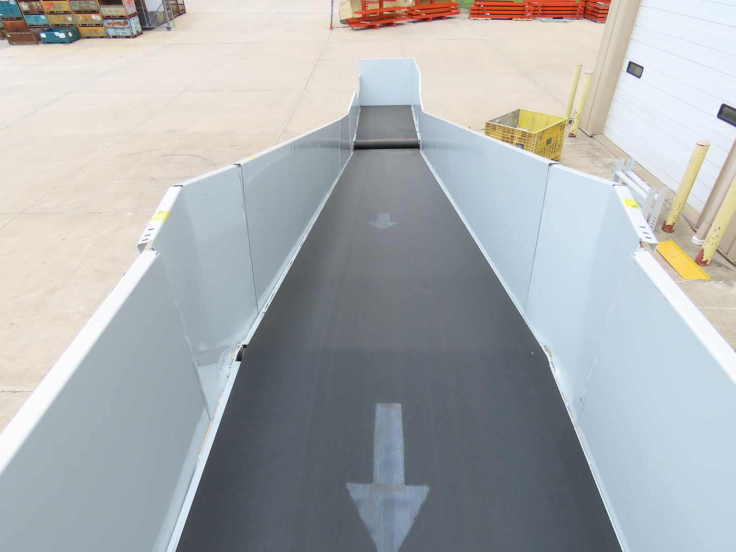 Hytrol HSSHD 43"x 47' 6" Incline Belt Conveyor 5Hp 3PH Center Drive 180fpm 102"H