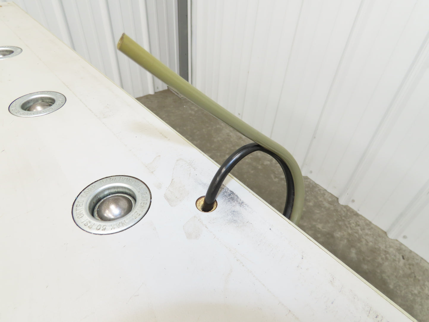 Omtec 48x48" Pneumatic Pop-Up Ball Transfer Conveyor Table 1" Roller Ball 50 PSI